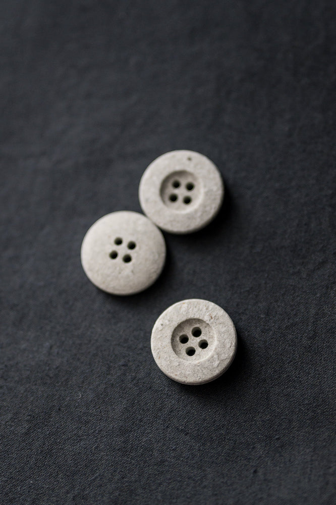 RECYCLED BUTTONS • Chalk • 18mm
