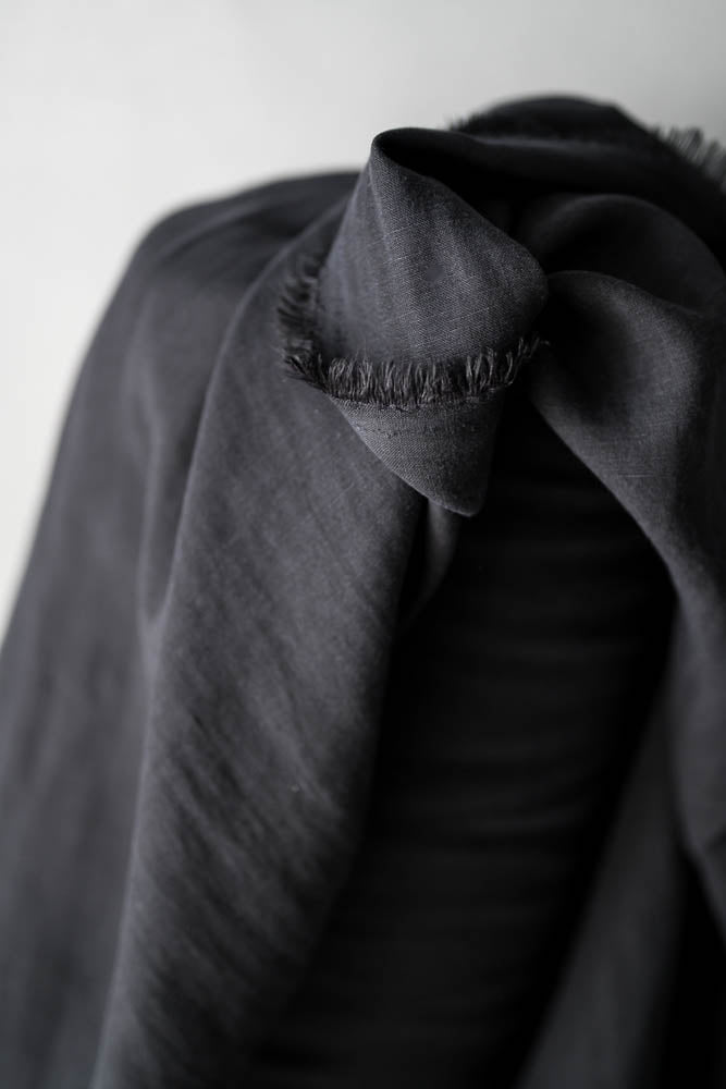 TENCEL™ LYOCELL/LINEN • Black $56.00/metre