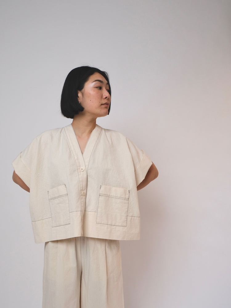 
                
                    Load image into Gallery viewer, ZERO WASTE Cropped Shirt • PDF Pattern
                
            