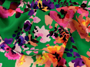 
                
                    Load image into Gallery viewer, VISCOSE CREPE • BETTINA FLORAL • EMERALD • Remnants
                
            