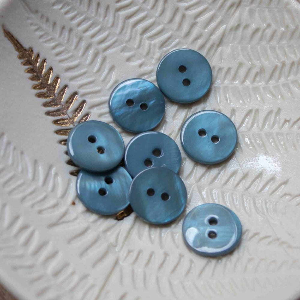 MOTHER OF PEARL BUTTONS • Thunderstorm • 15mm