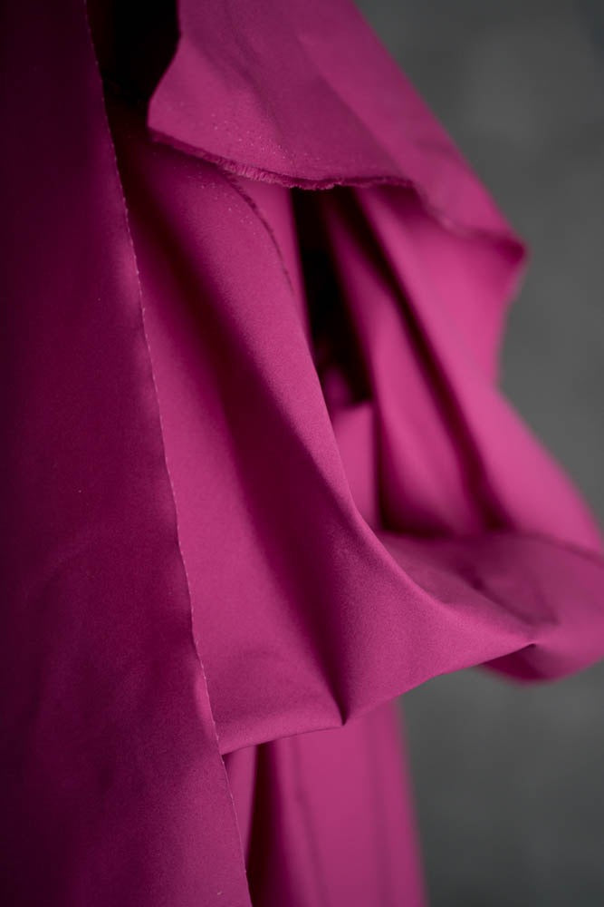 DRY ORGANIC COTTON OILSKIN • Magenta $79.00/metre