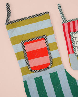 QUILTED POCKET STOCKING • PDF Pattern