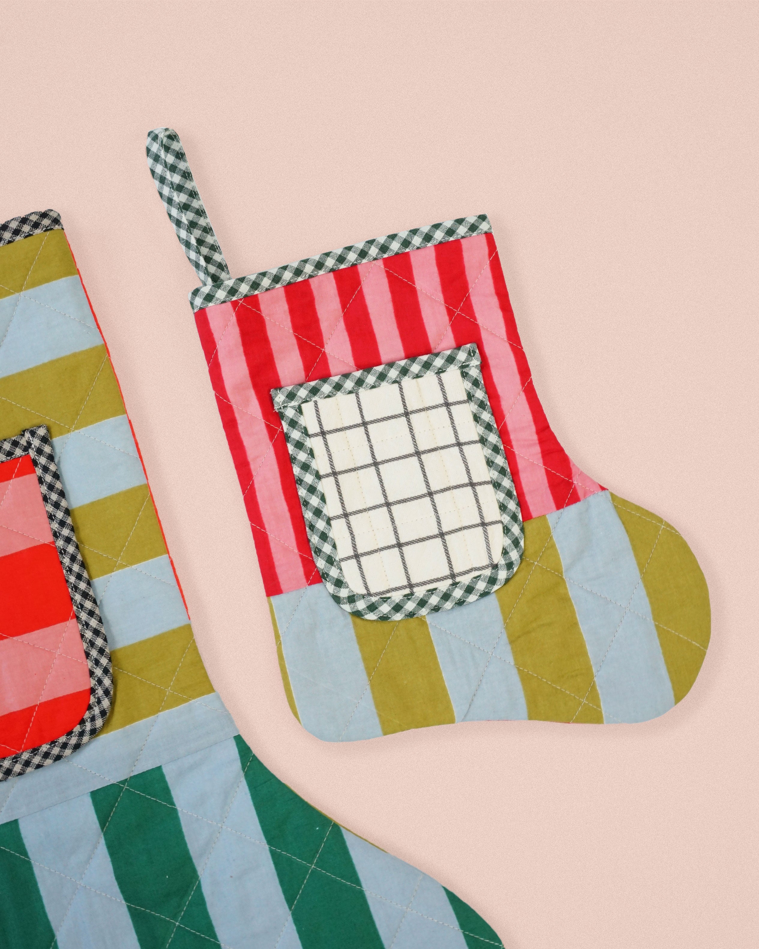 QUILTED POCKET STOCKING • PDF Pattern • Pattern Scissors Frock