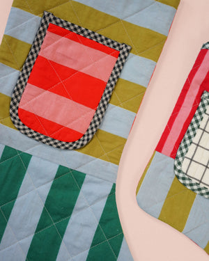 QUILTED POCKET STOCKING • PDF Pattern