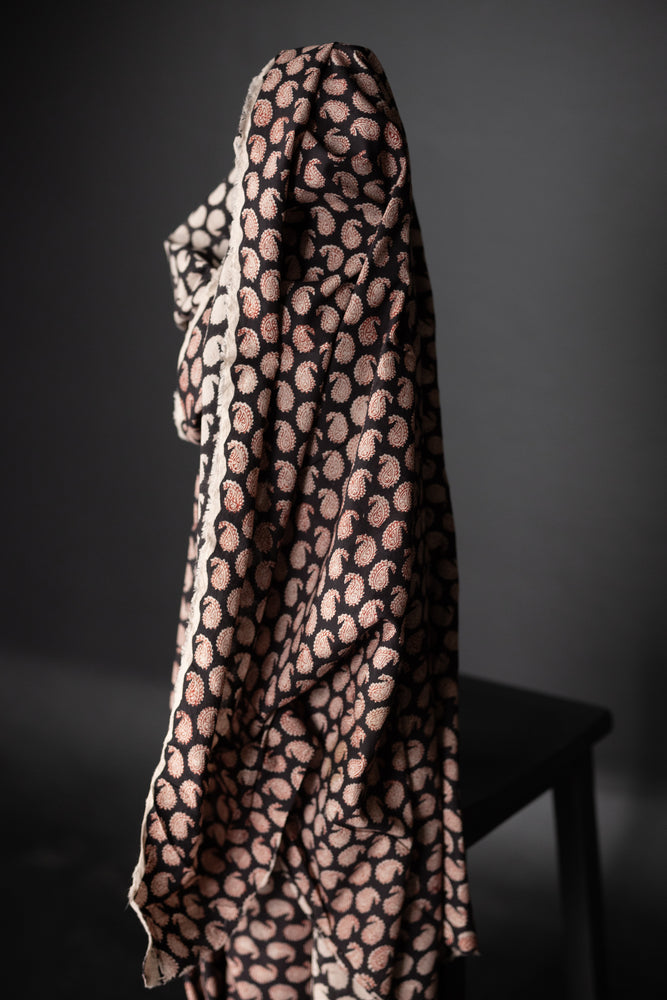 INDIAN COTTON • TRUE PAISLEY • Remnant 150cm