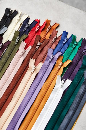 YKK®  BASIC COIL ZIPPER • meetMILK® • 18cm or 30cm