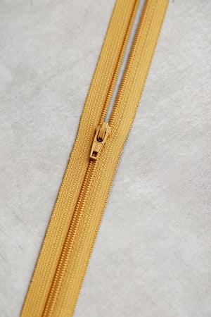 YKK®  BASIC COIL ZIPPER • meetMILK® • 18cm or 30cm
