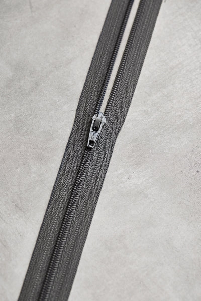 YKK®  BASIC COIL ZIPPER • meetMILK® • 18cm or 30cm