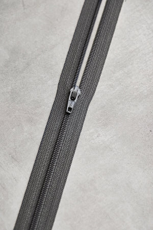YKK®  BASIC COIL ZIPPER • meetMILK® • 18cm or 30cm