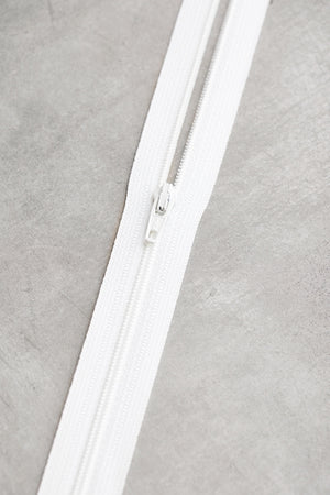 YKK®  BASIC COIL ZIPPER • meetMILK® • 18cm or 30cm
