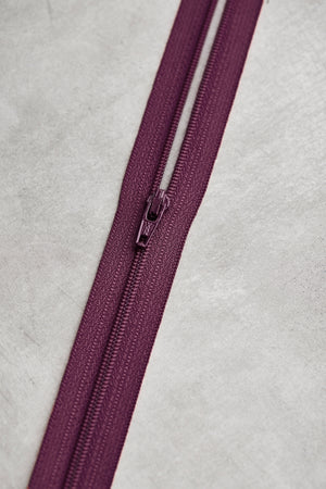 YKK®  BASIC COIL ZIPPER • meetMILK® • 18cm or 30cm
