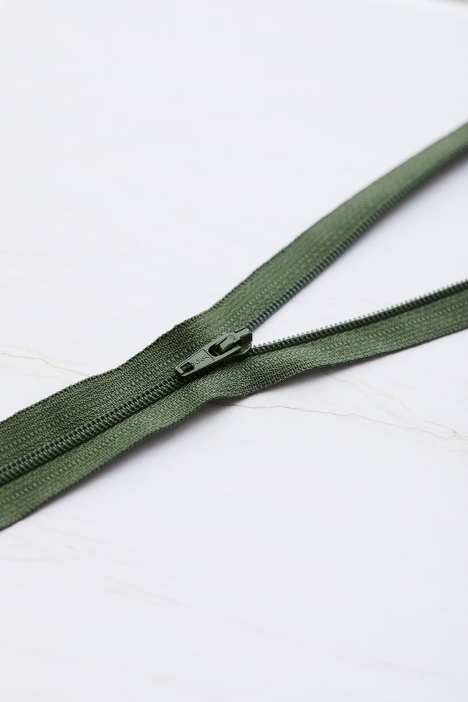 YKK® COIL ZIPPER • mind the MAKER® • 18cm & 30cm