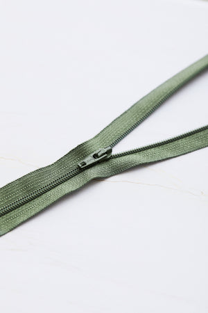 YKK® COIL ZIPPER • mind the MAKER® • 18cm & 30cm