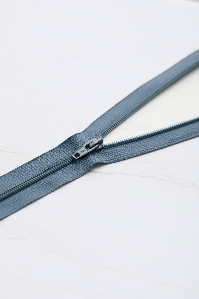 YKK® COIL ZIPPER • mind the MAKER® • 18cm & 30cm