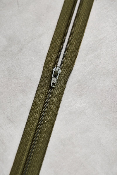 YKK®  BASIC COIL ZIPPER • meetMILK® • 18cm or 30cm