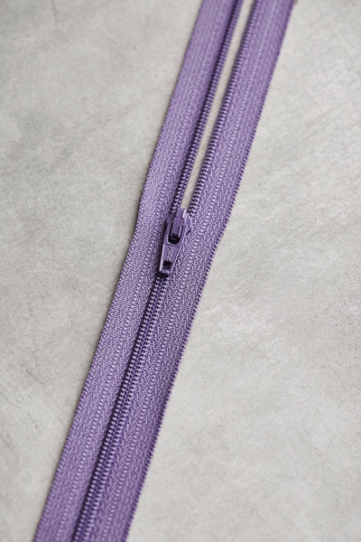 YKK®  BASIC COIL ZIPPER • meetMILK® • 18cm or 30cm