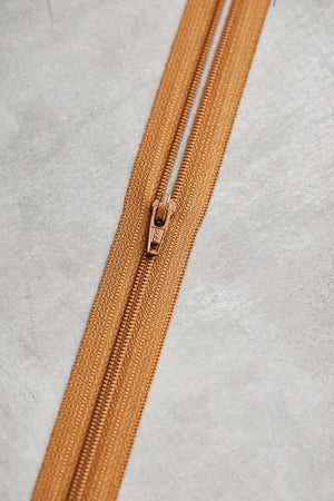 YKK®  BASIC COIL ZIPPER • meetMILK® • 18cm or 30cm