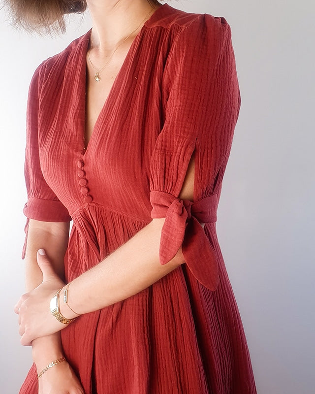 
                
                    Load image into Gallery viewer, Pleiades 1 dress sewing pattern by French Poetry in a double gauze fabric
                
            