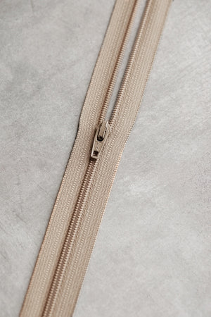 YKK®  BASIC COIL ZIPPER • meetMILK® • 18cm or 30cm