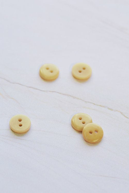 2-HOLE COROZO BUTTONS • Blonde Yellow • 11mm