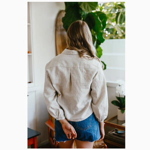 
                
                    Load image into Gallery viewer, Elle also wears a natural long sleeve, size 10.
                
            