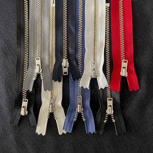 YKK® METAL ZIPPER • Assorted colours • Nickel finish