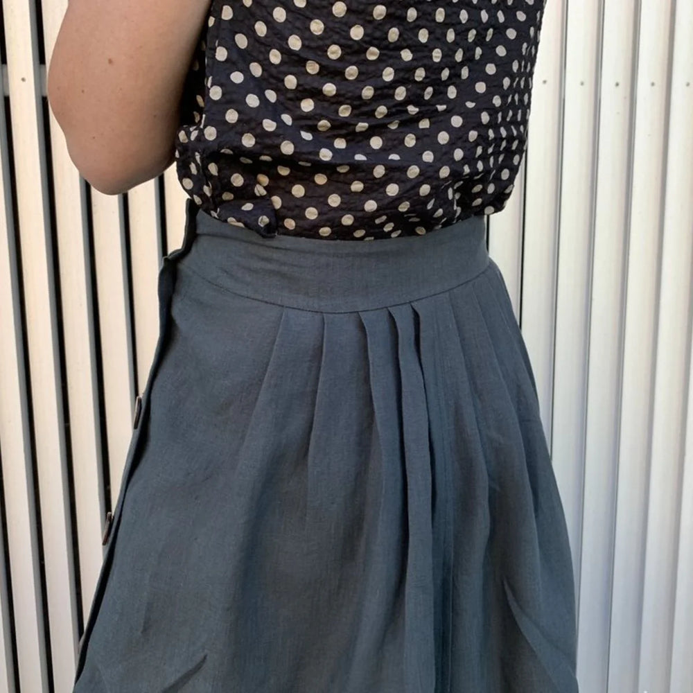 
                
                    Load image into Gallery viewer, MADDEN SKIRT • Pattern
                
            
