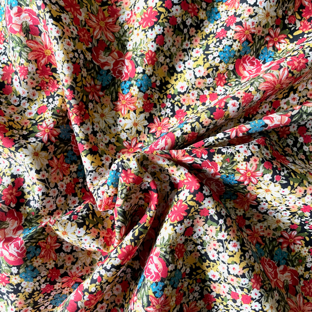 COTTON MARLIE-CARE LAWN • LOBELIA BLOOM • Multi • $36.00/metre