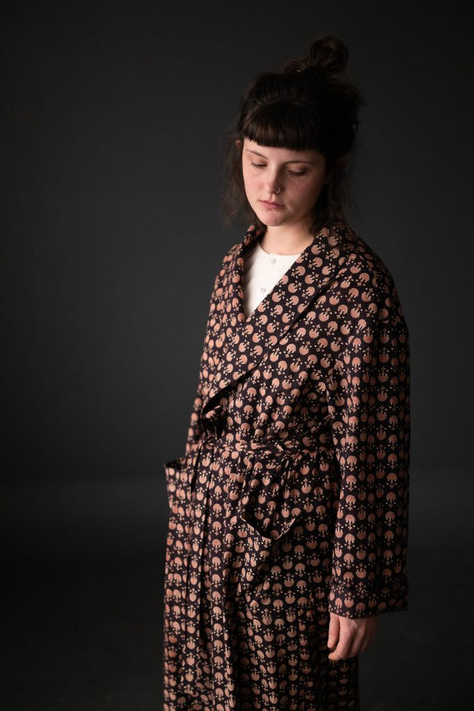 Patterned dressing gown (large) in Kingly Dark