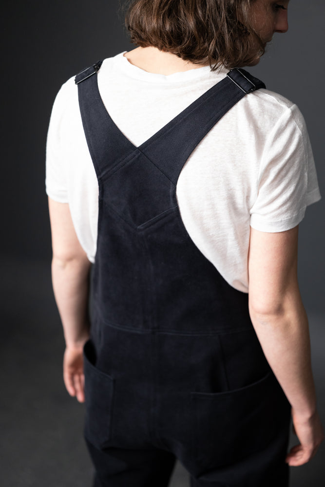 Navy dungarees – M&M 12oz Organic Painter's Navy. Model wears size 12.