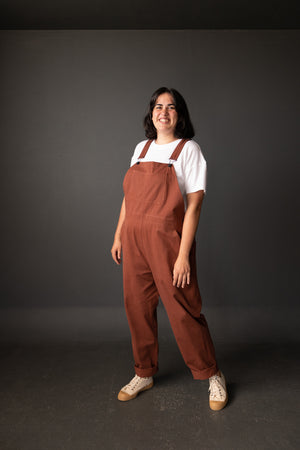 Model Larli is wearing the Harlenes in Appolina 8oz Sanded Twill. Larli is a UK size 20, and 5.11. The legs were lengthened to accommodate her height.