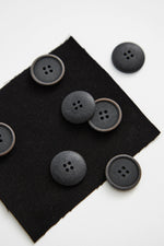 BLAZE COROZO BUTTONS • Black • 28mm