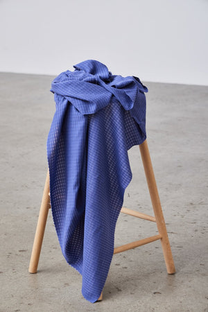 Light and sheer voile with a fine checkered texture. LAPIS