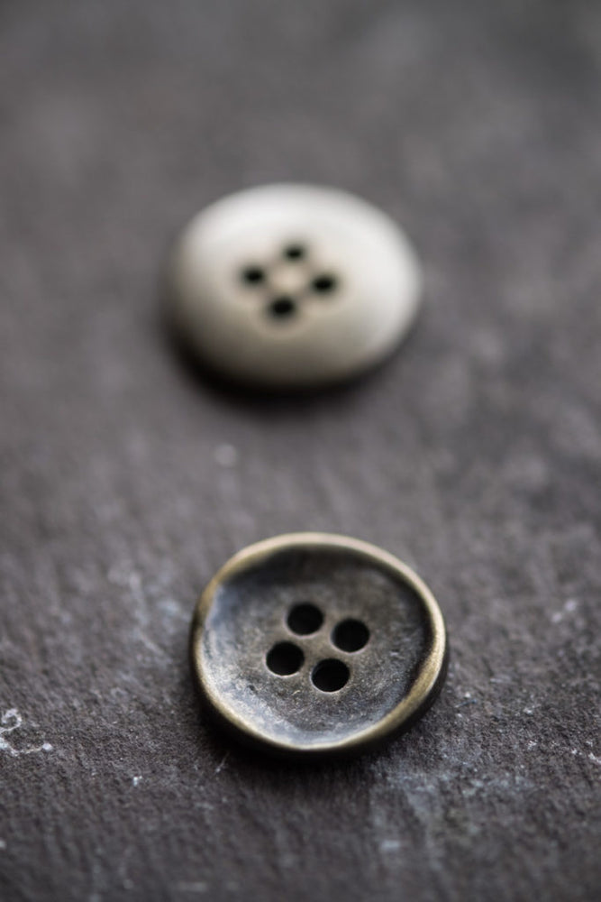 
                
                    Load image into Gallery viewer, STAMPED METAL BUTTONS • 20mm
                
            