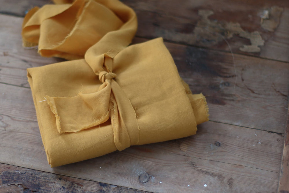 SLUB LINEN BLEND • TENCEL™ fibres • Amber $40.00/metre